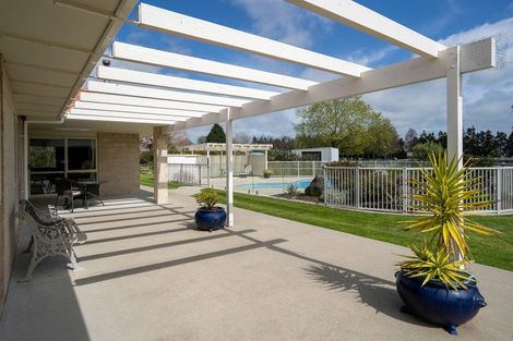 Photo of property in 13 Hogan Road, Cambridge, 3493