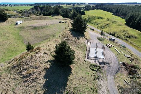 Photo of property in 13 Holly Way, Manakau, 5573