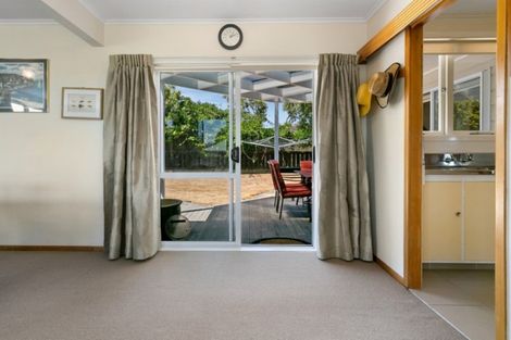 Photo of property in 34 Aubrey Crescent, Rainbow Point, Taupo, 3330