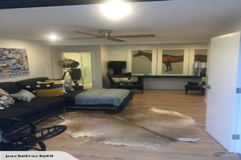 Photo of property in 82 Bay Street, Red Beach, 0932