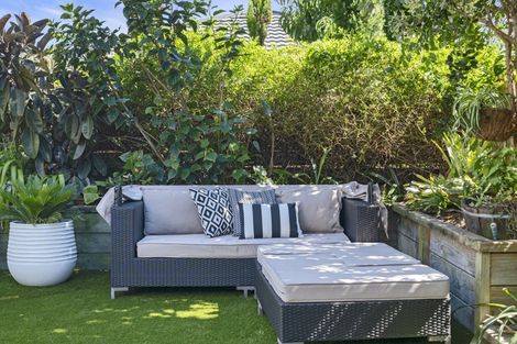 Photo of property in 15 Solway Place, Mount Maunganui, 3116