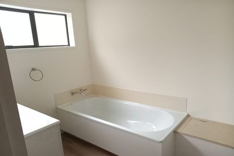 Photo of property in 2/14 Clementine Lane, Mount Pleasant, Christchurch, 8081