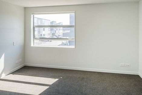 Photo of property in 2/36 Tacy Street, Kilbirnie, Wellington, 6022