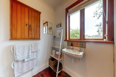 Photo of property in 16 Stafford Street, Mount Victoria, Wellington, 6011