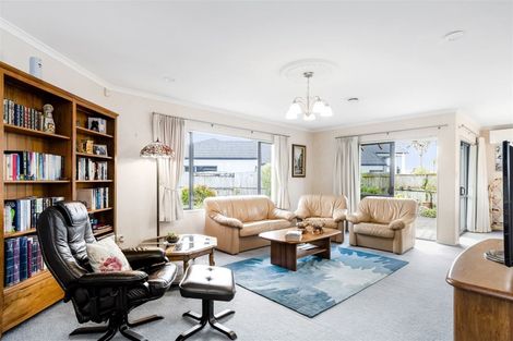 Photo of property in 23 Araroa Place, Papamoa Beach, Papamoa, 3118