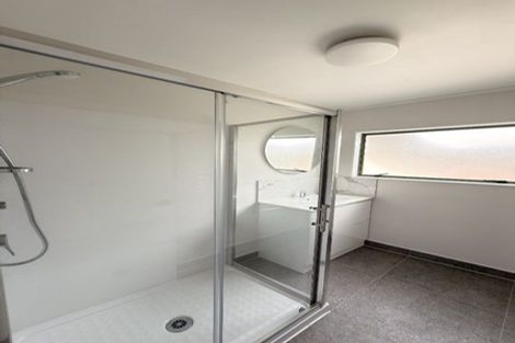 Photo of property in 2/11 Henwood Road, Mangere East, Auckland, 2024