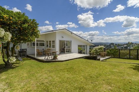 Photo of property in 24 Sherwood Street, Bellevue, Tauranga, 3110
