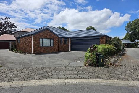 Photo of property in 54 Parade Court, Addington, Christchurch, 8024