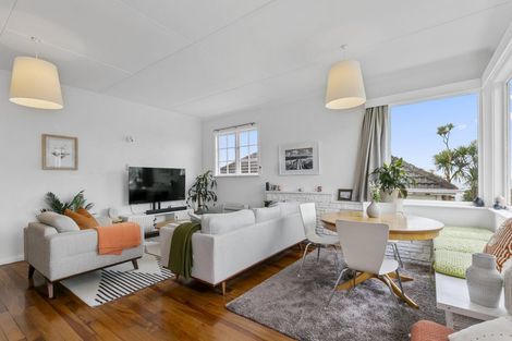 Photo of property in 19 Haunui Road, Pukerua Bay, 5026