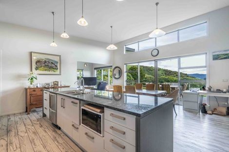 Photo of property in 2390 Owaka Highway, Katea, Balclutha, 9271