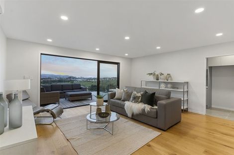 Photo of property in 50 Wainui Road, Silverdale, 0932