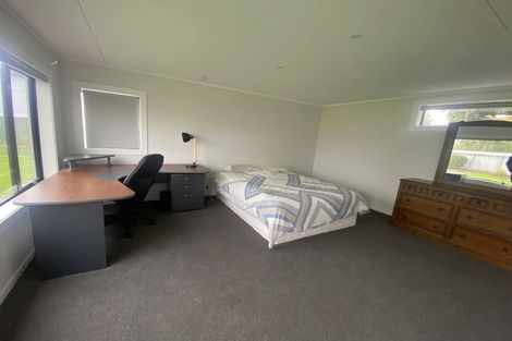 Photo of property in 32 Mary Street, Winton, 9720