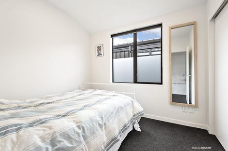 Photo of property in 3/74 Derwent Street, Island Bay, Wellington, 6023