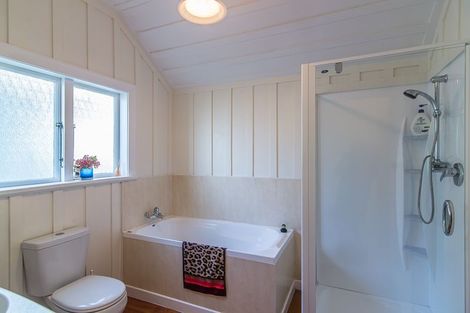 Photo of property in 84 Upland Road, Kelburn, Wellington, 6012