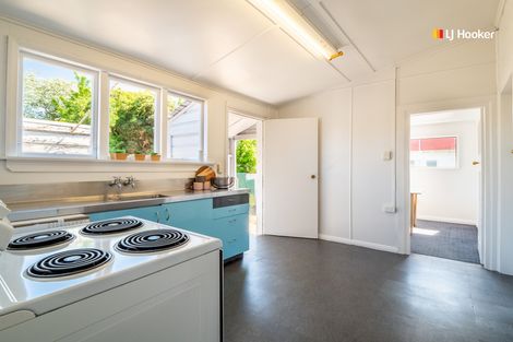 Photo of property in 69 Burns Street, South Dunedin, Dunedin, 9012