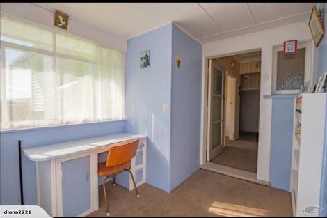 Photo of property in 3 Marine Parade, Eastbourne, Lower Hutt, 5013