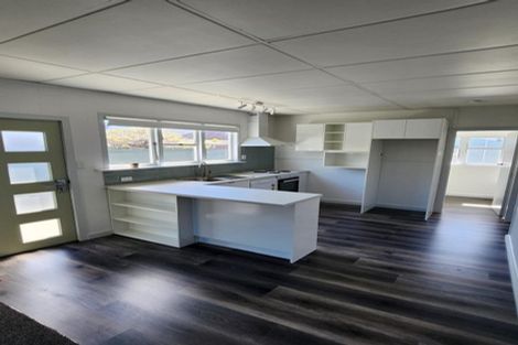 Photo of property in 42 Blake Street, New Brighton, Christchurch, 8061