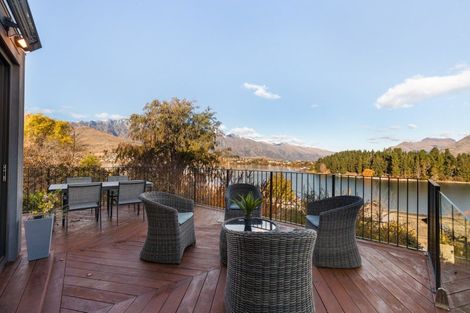 Photo of property in 17 The Terrace, Queenstown, 9300