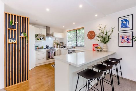 Photo of property in 39 Waimea Road, Waikanae Beach, Waikanae, 5036