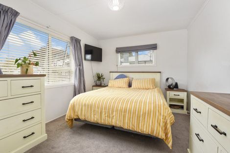 Photo of property in 10 John Road, Fairy Springs, Rotorua, 3015