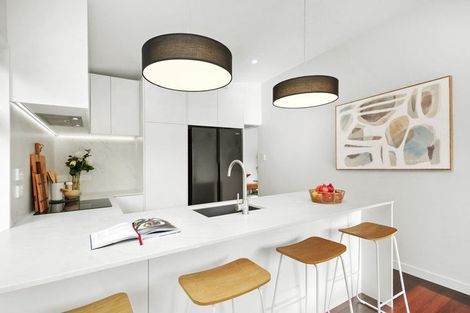 Photo of property in 21a Mahoe Street, Tawa, Wellington, 5028