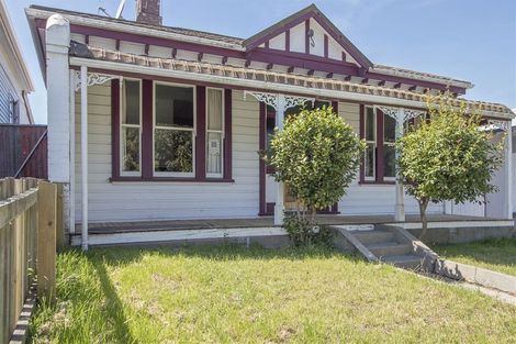 Photo of property in 16 Memorial Avenue, Parkside, Timaru, 7910