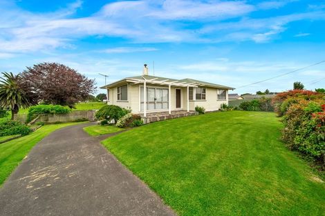 Photo of property in 48 High Street, Eltham, 4322