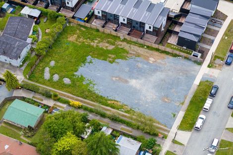 Photo of property in 32 Raukawa Street, Stokes Valley, Lower Hutt, 5019