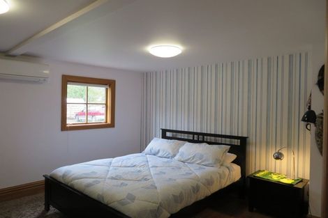 Photo of property in 6 Cardigan Street, Arrowtown, 9302