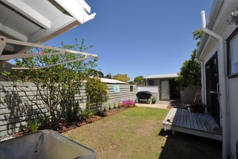 Photo of property in 25 Jubilee Drive, Pauanui, Hikuai, 3579