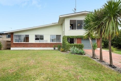 Photo of property in 130 Bellevue Road, Brookfield, Tauranga, 3110