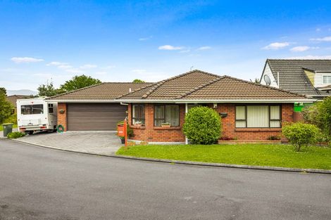 Photo of property in 3 Bosnyak Drive, Te Atatu South, Auckland, 0610