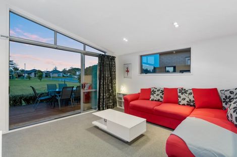 Photo of property in 14 Scoria Close, Pyes Pa, Tauranga, 3112