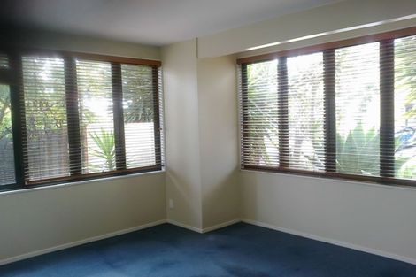 Photo of property in 5 Haven Drive, East Tamaki, Auckland, 2013