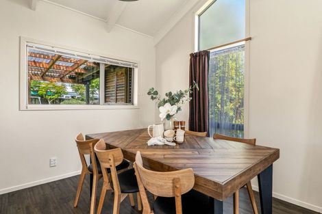 Photo of property in 17 Sala Street, Whakarewarewa, Rotorua, 3010