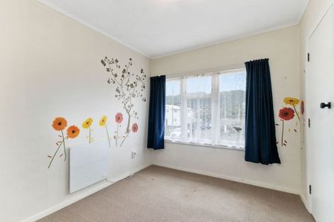 Photo of property in 21-22 Trevethick Grove, Woburn, Lower Hutt, 5010