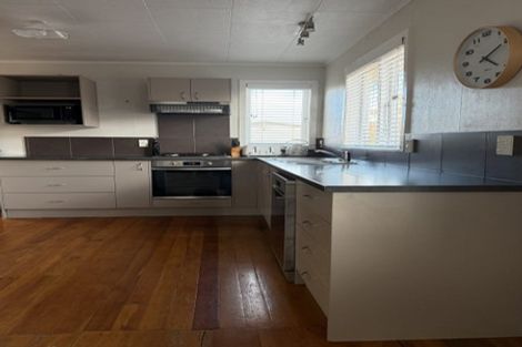 Photo of property in 100 Studholme Street, Morrinsville, 3300