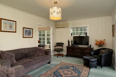 Photo of property in 129 Parkers Road, Tahunanui, Nelson, 7011