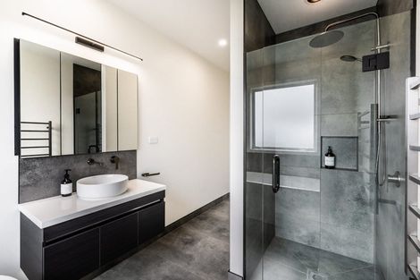 Photo of property in Lyndhurst Road, Frimley, Hastings, 4120