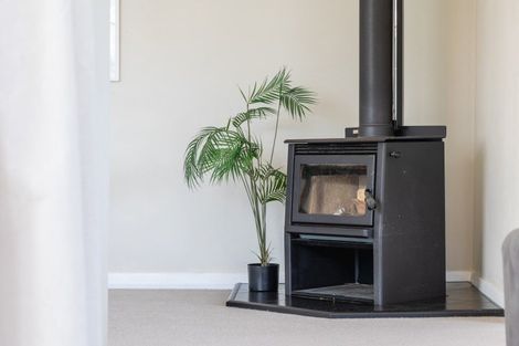 Photo of property in 15 Bluegum Road, Paraparaumu Beach, Paraparaumu, 5032