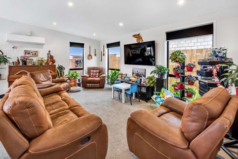 Photo of property in 11 Te Paea Crescent, Papamoa Beach, Papamoa, 3118