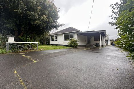 Photo of property in 13 Yeovil Road, Te Atatu Peninsula, Auckland, 0610