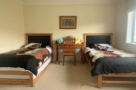 Photo of property in 42 Mauldeth Terrace, Churton Park, Wellington, 6037