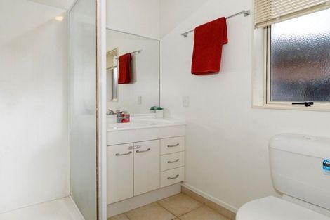 Photo of property in 92 Denny Hulme Drive, Mount Maunganui, 3116