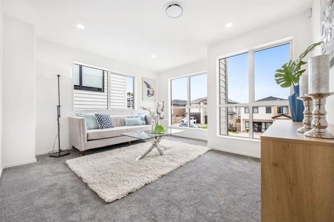 Photo of property in 4 Demeter Street, Flat Bush, Auckland, 2019