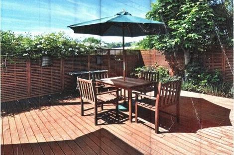 Photo of property in 7 Ombersley Terrace, Opawa, Christchurch, 8023