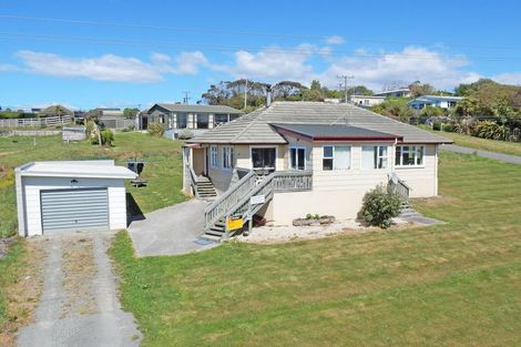 Photo of property in 15 Semple Street, Kakanui, Oamaru, 9495