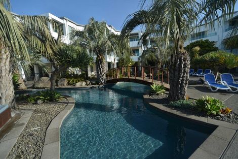 Photo of property in 209/136 Marine Parade, Mount Maunganui, 3116