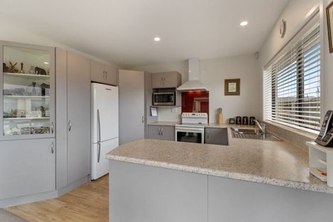 Photo of property in Georgia Estate, 21/3 Georgia Grove, Paraparaumu, 5032