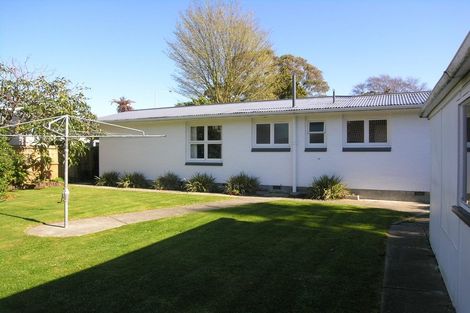 Photo of property in 130 Blighs Road, Strowan, Christchurch, 8052